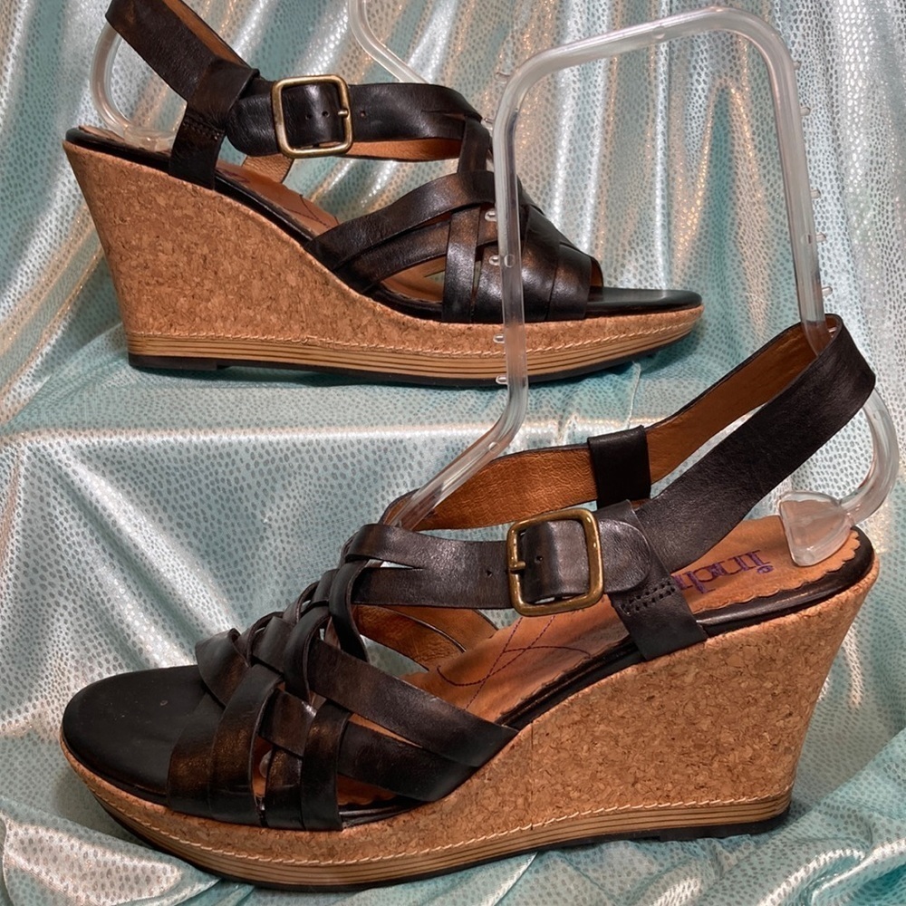 Indigo by Clarks 3.5” cork wedge with black leather straps. Size 10 worn once 5